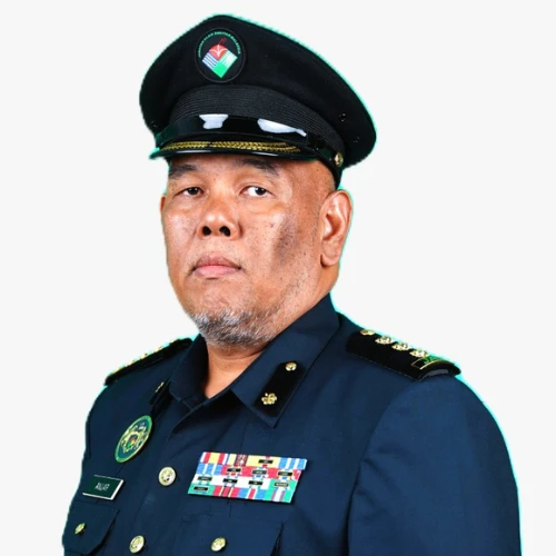 Dr. Ts. ChM. Anuar bin Ishak